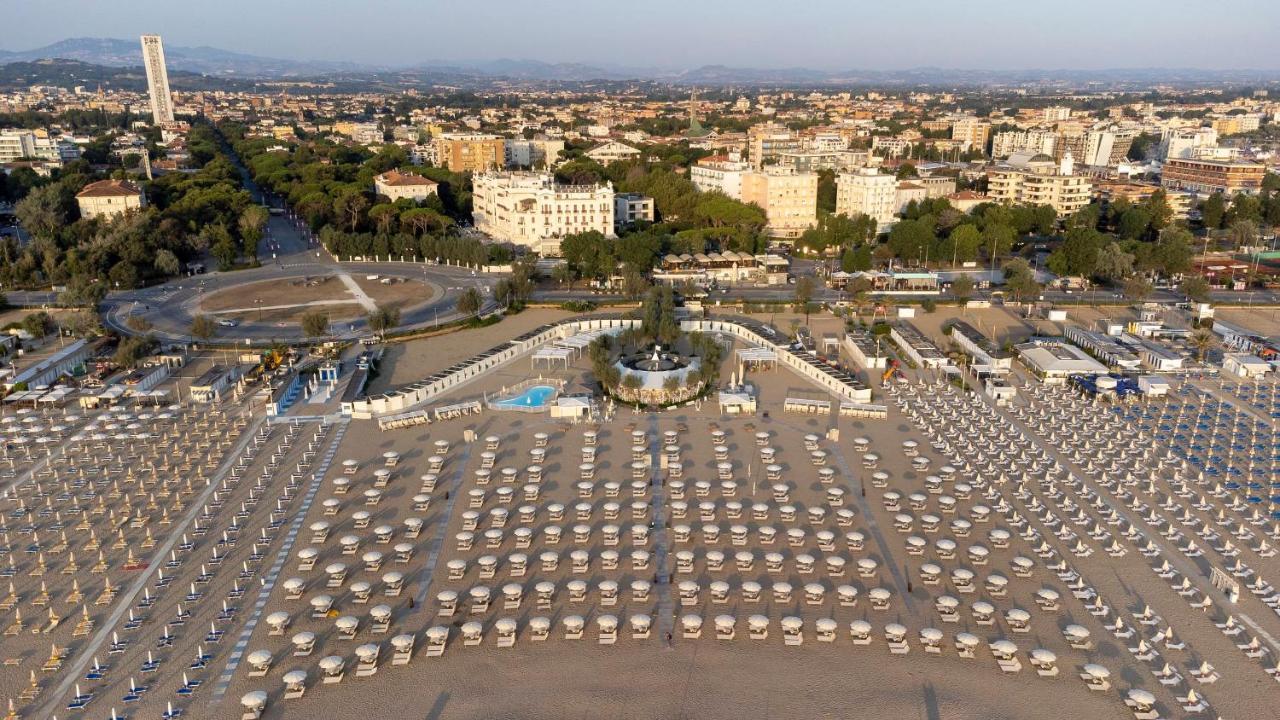 Grand Hotel ريميني المظهر الخارجي الصورة