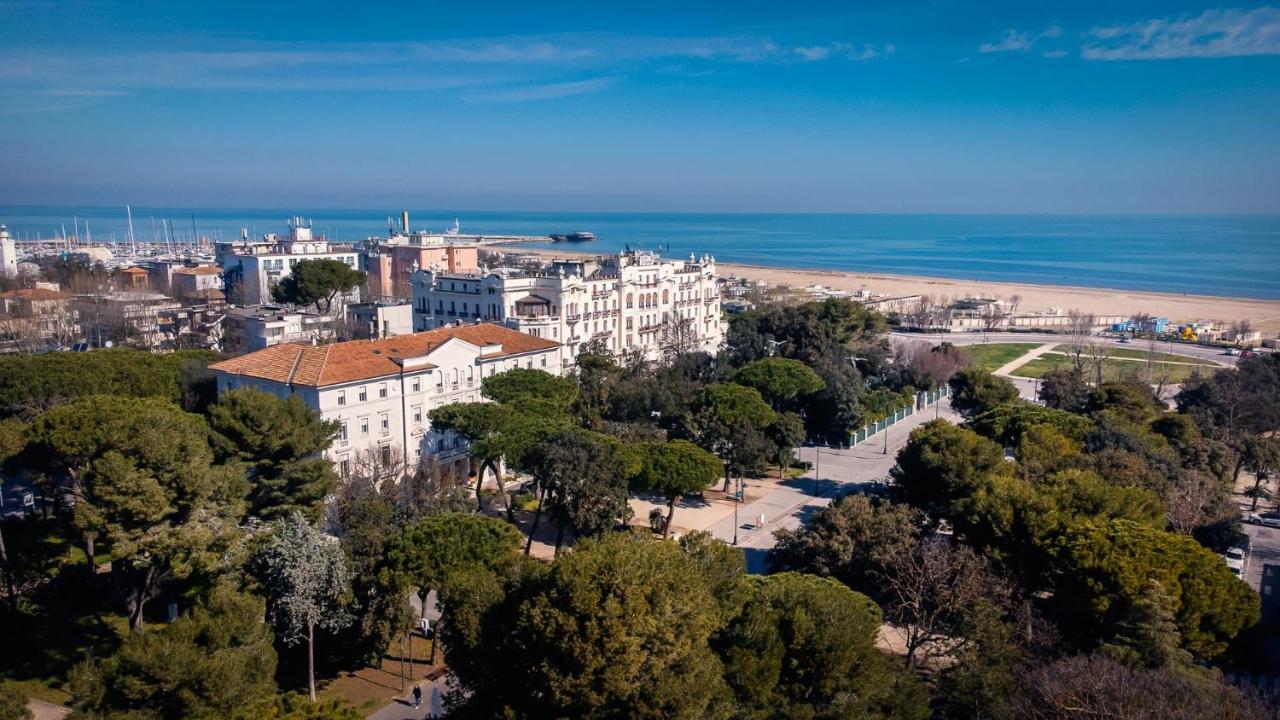 Grand Hotel ريميني المظهر الخارجي الصورة